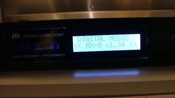 MX-8 LCD
